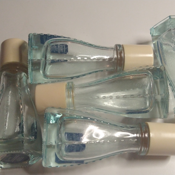 Benefit Triple Performing Facial Emulsion - Blue and Cream - Picture 7 of 12